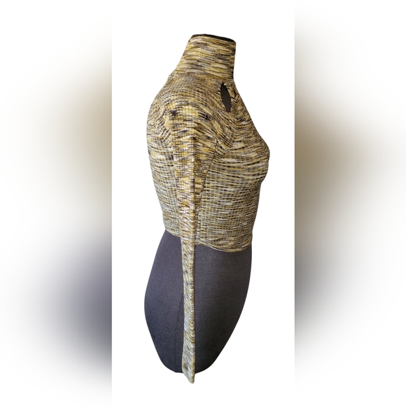 Urban Outfitters Crop Top - Picture 7 of 16